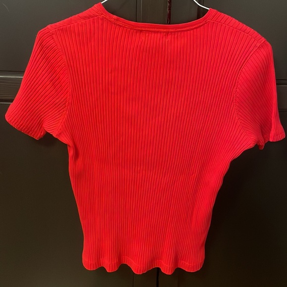 Jones of New York sport womens short sleeve top size S. Red. Good used condition - Picture 4 of 9